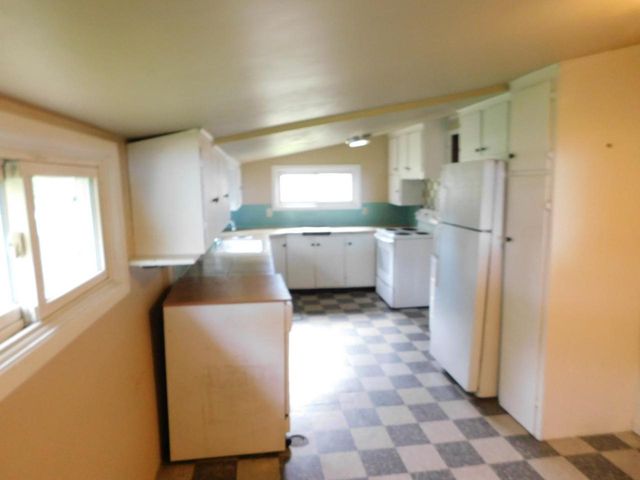 2829 EAST SHORE DRIVE, Green Bay, WI 54302