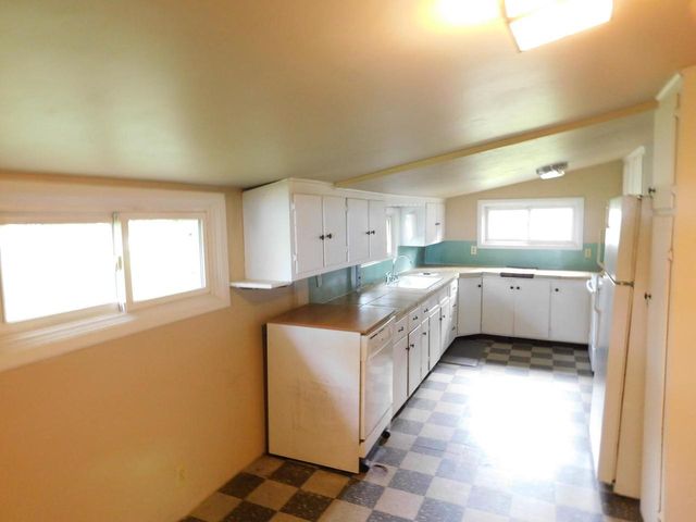 2829 EAST SHORE DRIVE, Green Bay, WI 54302