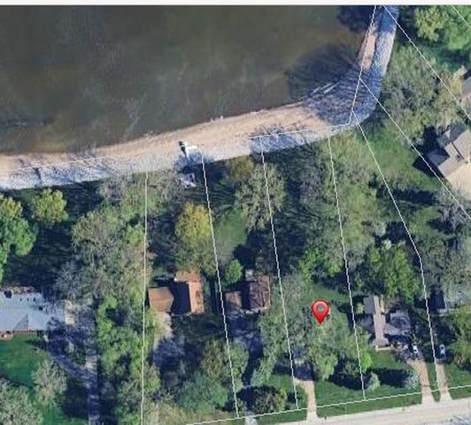 2829 EAST SHORE DRIVE, Green Bay, WI 54302