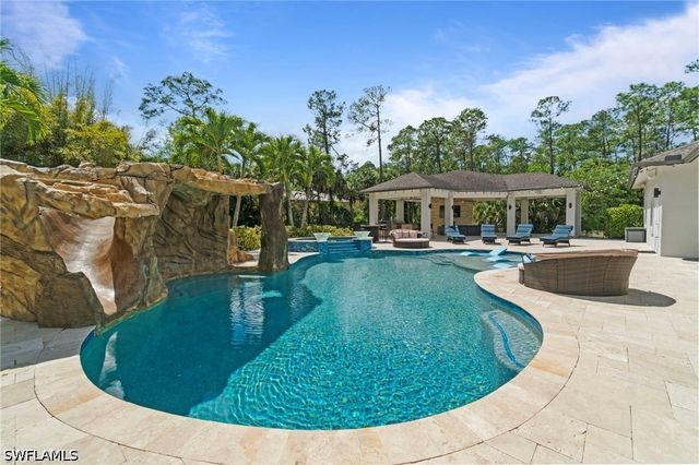 5420 Boxwood WAY, Naples, FL 34116
