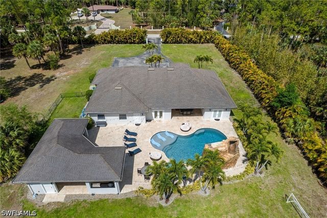 5420 Boxwood WAY, Naples, FL 34116