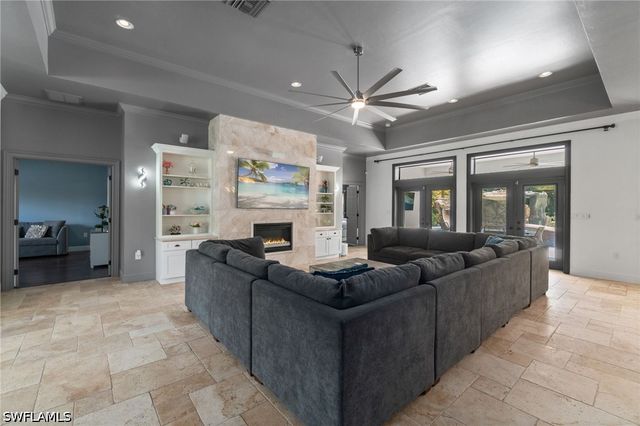 5420 Boxwood WAY, Naples, FL 34116