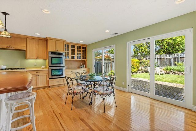114 Seaborg Place, Santa Cruz, CA 95060