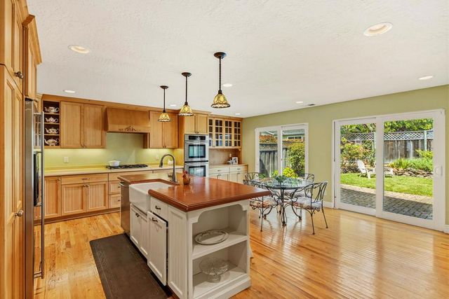 114 Seaborg Place, Santa Cruz, CA 95060