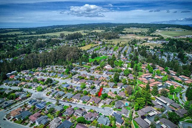 114 Seaborg Place, Santa Cruz, CA 95060