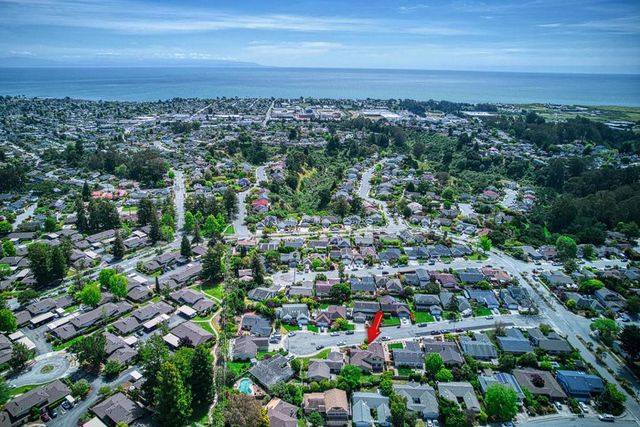 114 Seaborg Place, Santa Cruz, CA 95060