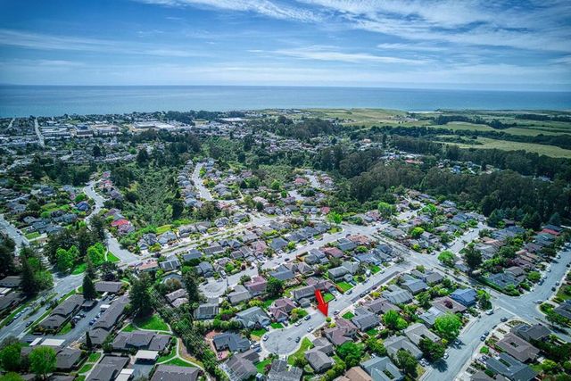 114 Seaborg Place, Santa Cruz, CA 95060