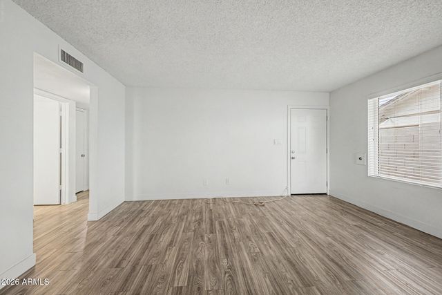 1327 S ALLEN Street, Mesa, AZ 85204