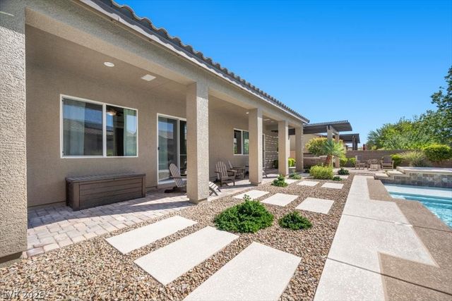 8717 Purple Wisteria Street, Las Vegas, NV 89131