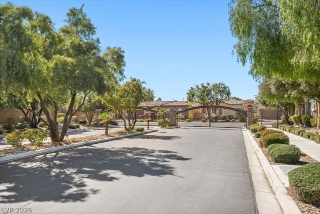 8717 Purple Wisteria Street, Las Vegas, NV 89131