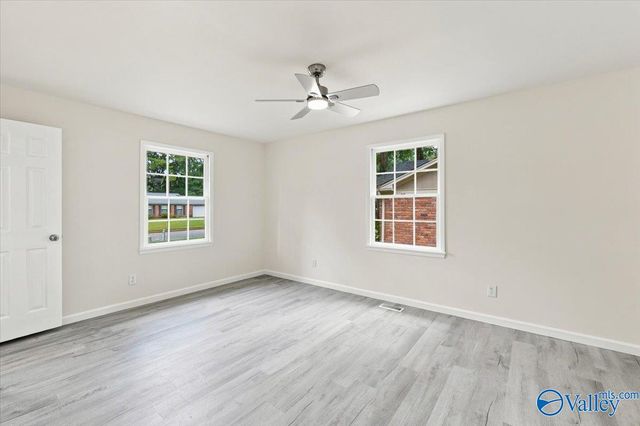 1306 Garth Avenue SW, Decatur, AL 35601
