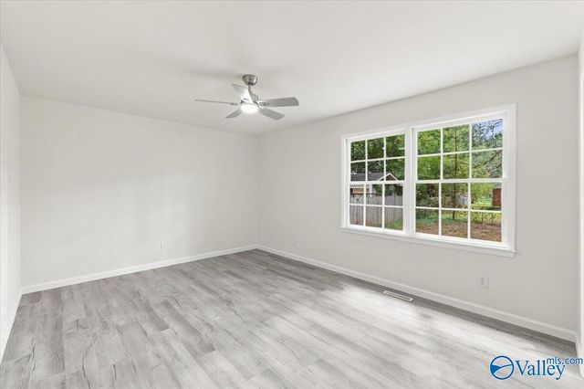 1306 Garth Avenue SW, Decatur, AL 35601