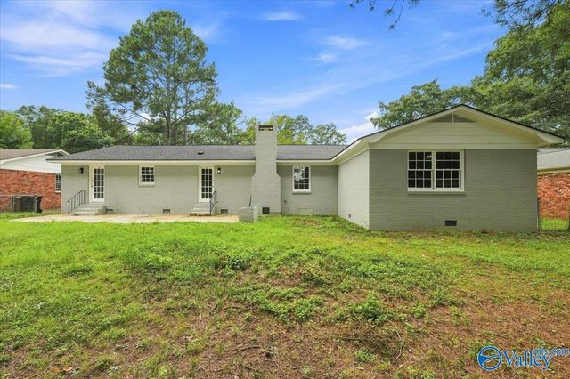 1306 Garth Avenue SW, Decatur, AL 35601