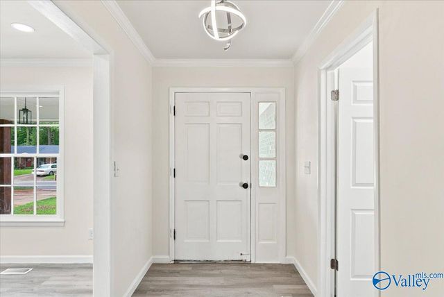 1306 Garth Avenue SW, Decatur, AL 35601
