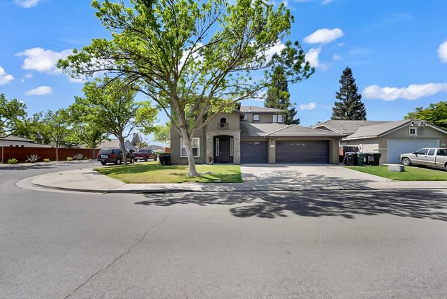 3437 Summer Dr, Modesto, CA 95355