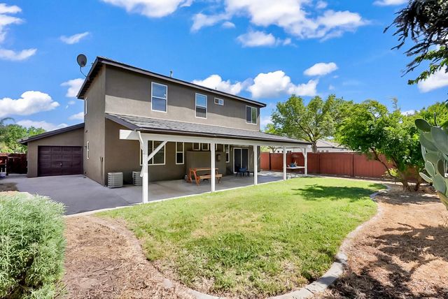 3437 Summer Dr, Modesto, CA 95355
