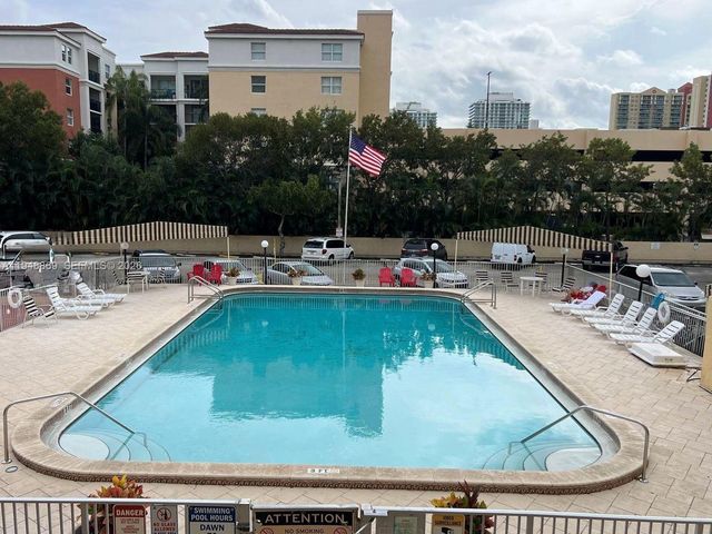 210 172nd St 234, Sunny Isles Beach, FL 33160