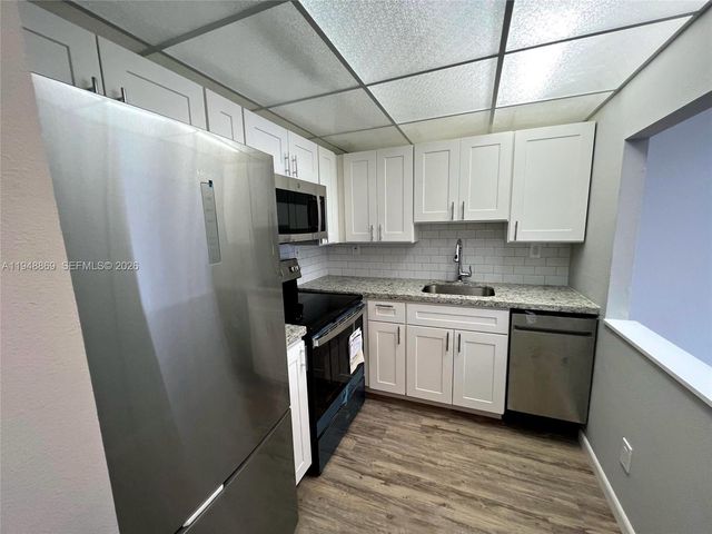 210 172nd St 234, Sunny Isles Beach, FL 33160