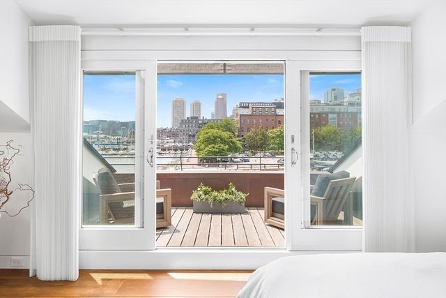 15 Union Wharf 15, Boston, MA 02109