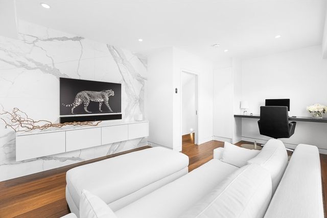 15 Union Wharf 15, Boston, MA 02109