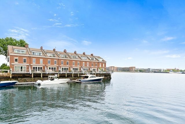 15 Union Wharf 15, Boston, MA 02109