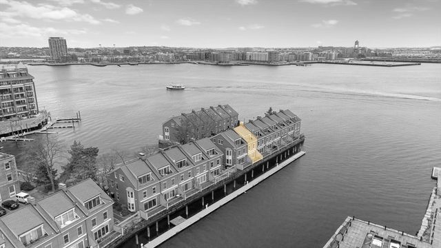 15 Union Wharf 15, Boston, MA 02109