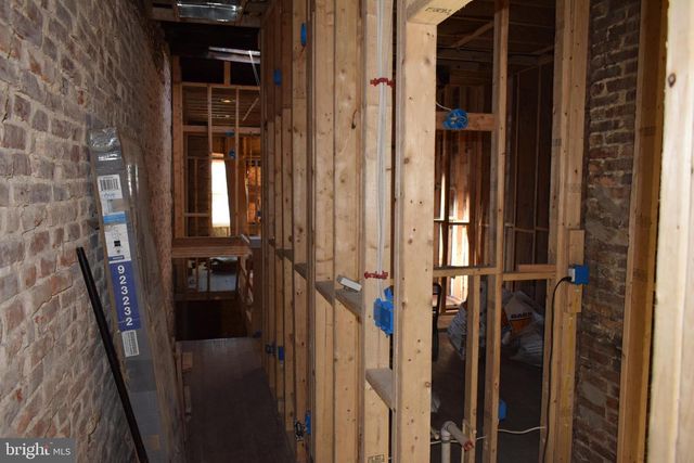 1639 APPLETON ST, Baltimore, MD 21217