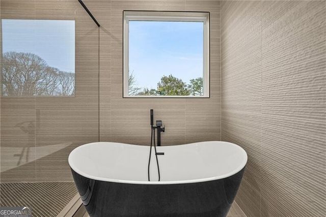 113 Skelton Road, Hoschton, GA 30548