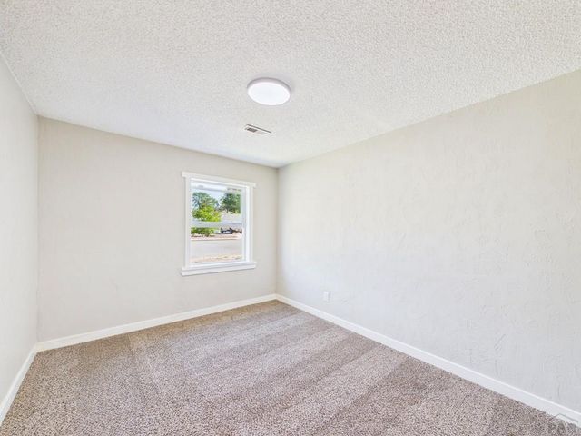 1530 N Norwood Ave, Pueblo, CO 81001