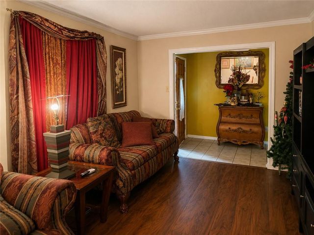 1632 Longwood Court, Mobile, AL 36609