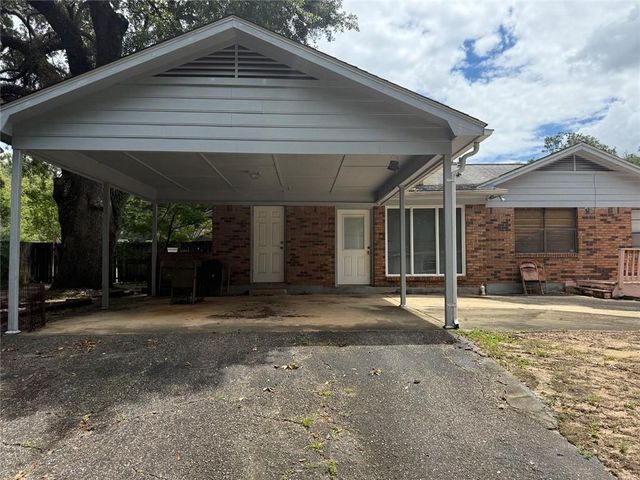 1632 Longwood Court, Mobile, AL 36609
