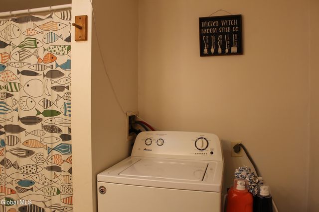 7-11 Forbes Avenue, Rensselaer, NY 12144