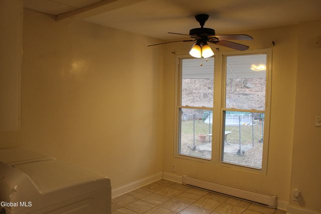 7-11 Forbes Avenue, Rensselaer, NY 12144