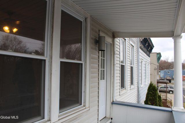 7-11 Forbes Avenue, Rensselaer, NY 12144