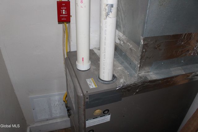 7-11 Forbes Avenue, Rensselaer, NY 12144