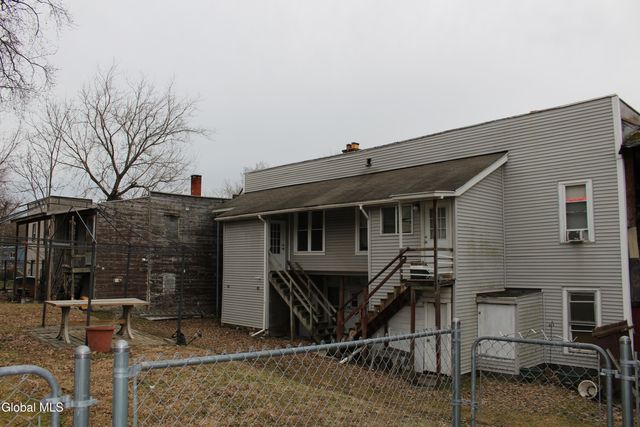 7-11 Forbes Avenue, Rensselaer, NY 12144