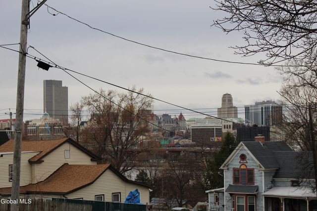 7-11 Forbes Avenue, Rensselaer, NY 12144