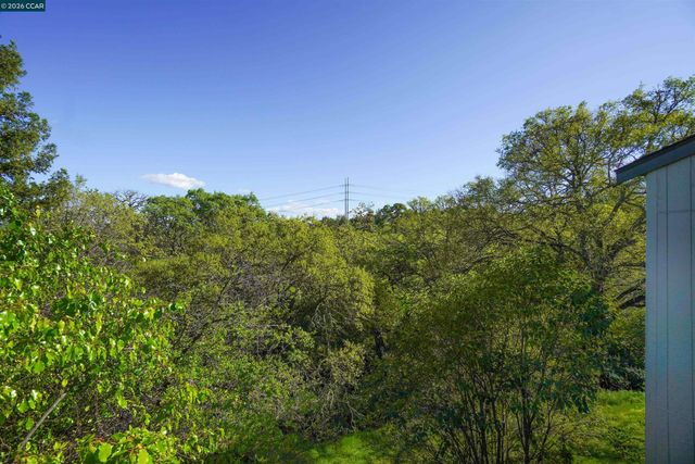 1608 Ashwood Drive, Martinez, CA 94553