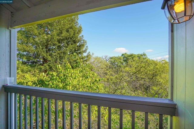 1608 Ashwood Drive, Martinez, CA 94553