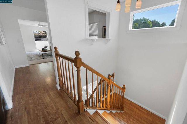 30 Bishop, Crockett, CA 94525