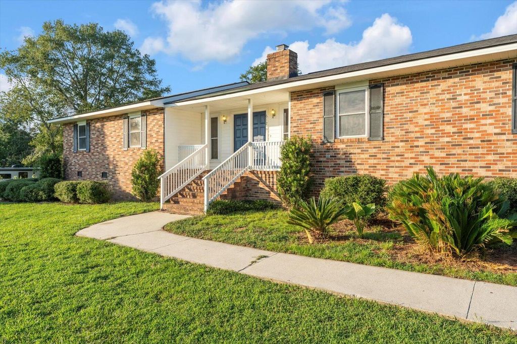 612 Brentwood Drive, Thomson, GA 30824