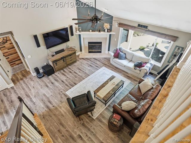11127 Minnfrank Drive, Utica, MI 48316