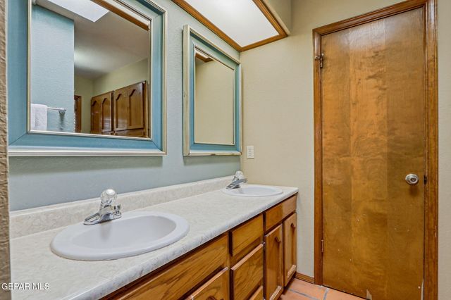 6064 BANDOLERO Drive, El Paso, TX 79912