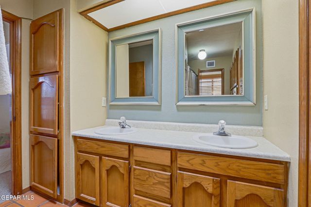 6064 BANDOLERO Drive, El Paso, TX 79912