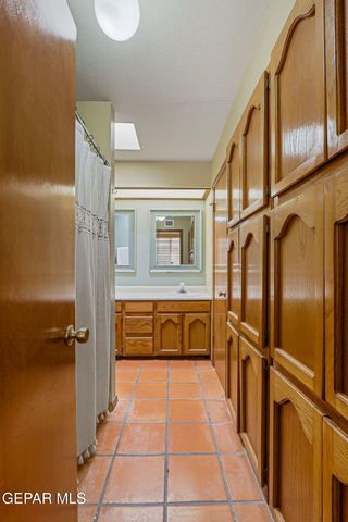 6064 BANDOLERO Drive, El Paso, TX 79912