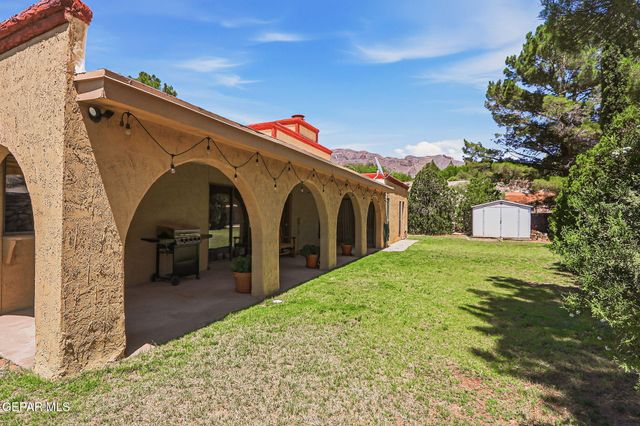6064 BANDOLERO Drive, El Paso, TX 79912