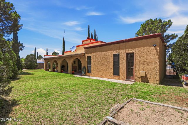 6064 BANDOLERO Drive, El Paso, TX 79912