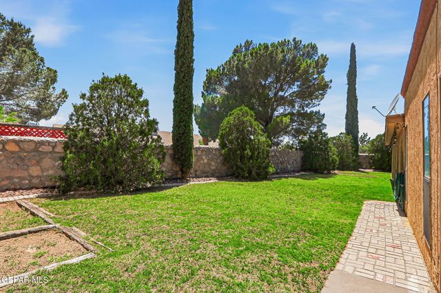 6064 BANDOLERO Drive, El Paso, TX 79912