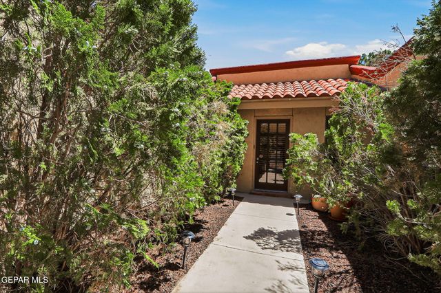 6064 BANDOLERO Drive, El Paso, TX 79912