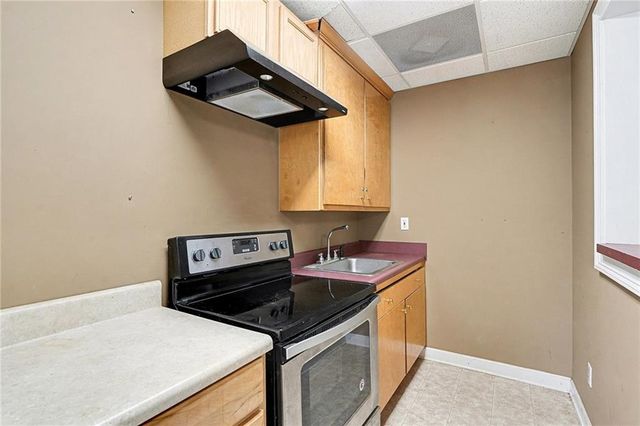 517 N Pine Hill Road, Griffin, GA 30223